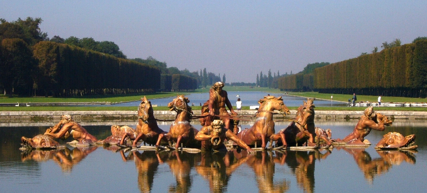 The Gardens of Versailles: Symphony of Beauty and Art
