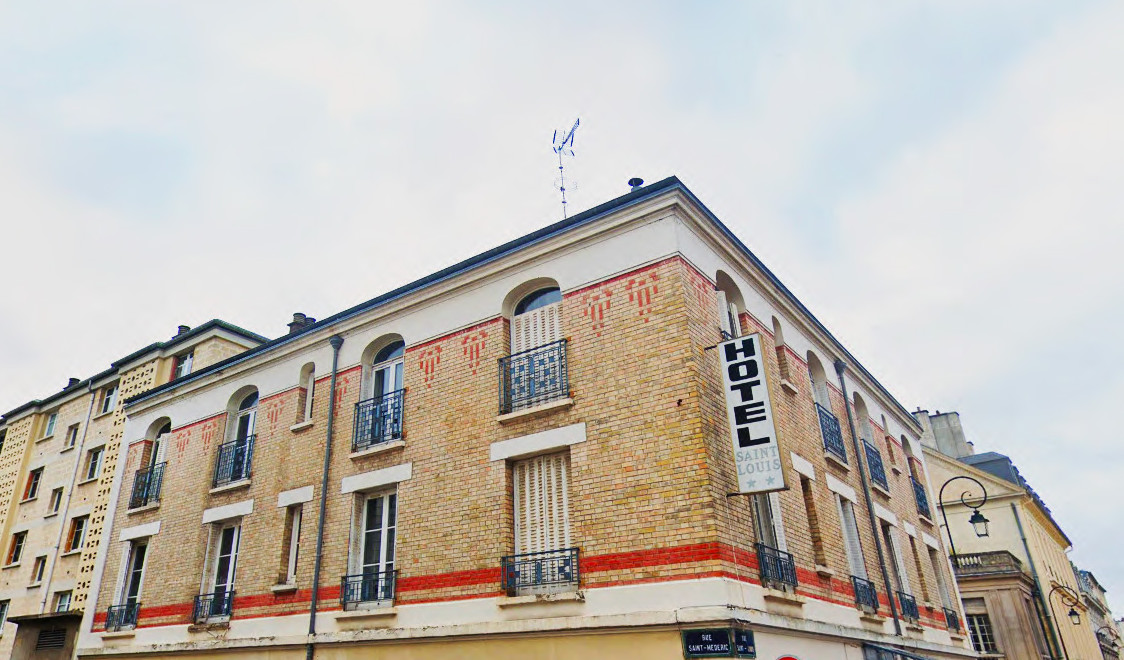 Le Home St Louis - Hôtel à Versailles